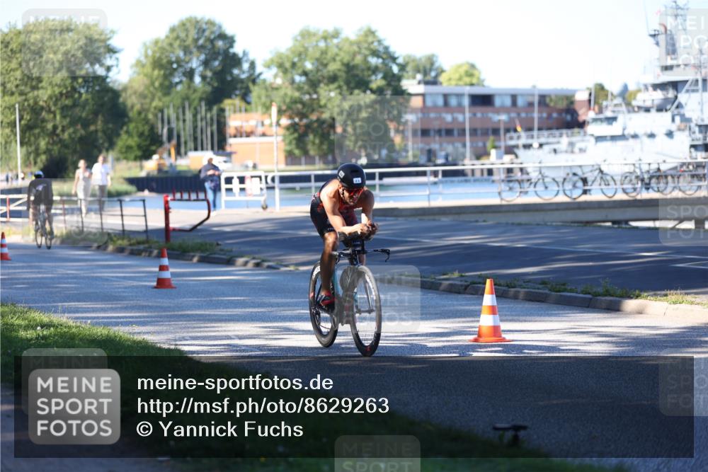 17.08.2025 - KN Förde Triathlon 2025 Yannick Fuchs http://msf.ph/oto/8629263 17.08.2025 15:45:09 Radfahren  meine-sportfotos.de