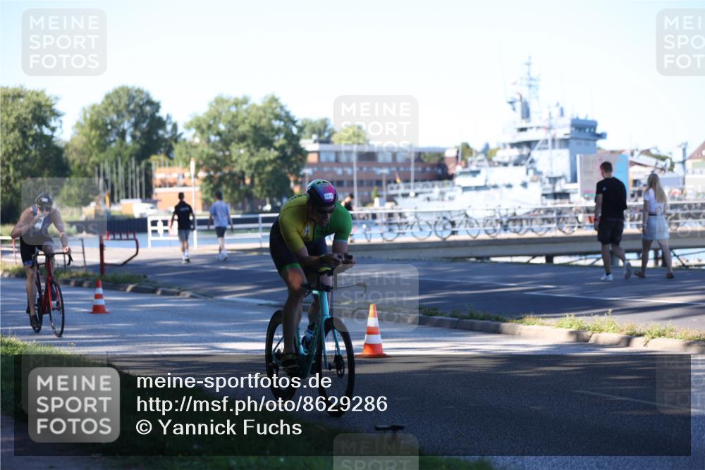 17.08.2025 - KN Förde Triathlon 2025 Yannick Fuchs http://msf.ph/oto/8629286 17.08.2025 15:47:42 Radfahren  meine-sportfotos.de