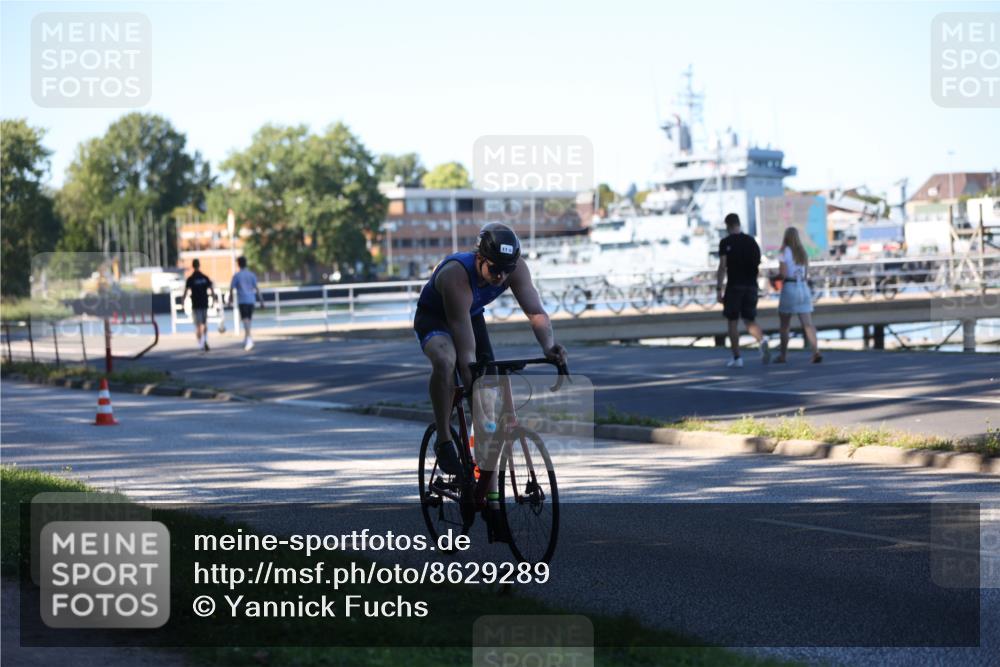 17.08.2025 - KN Förde Triathlon 2025 Yannick Fuchs http://msf.ph/oto/8629289 17.08.2025 15:47:43 Radfahren  meine-sportfotos.de
