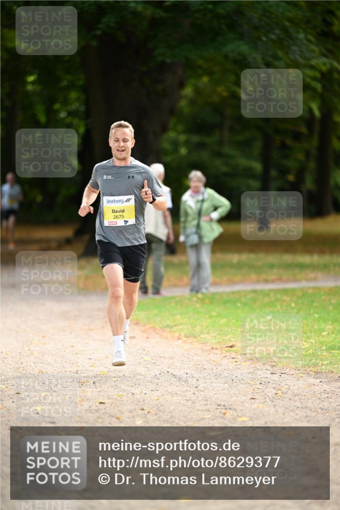 31.08.2025 - 21. Blankeneser Heldenlauf Dr. Thomas Lammeyer http://msf.ph/oto/8629377 31.08.2025 10:04:26 Laufen 2675 meine-sportfotos.de