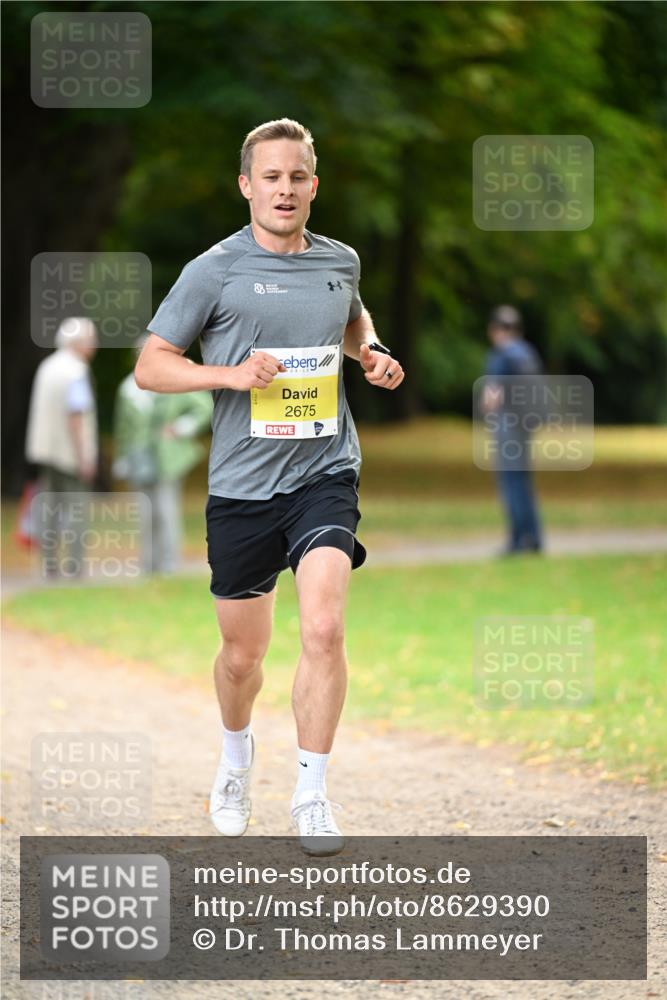 31.08.2025 - 21. Blankeneser Heldenlauf Dr. Thomas Lammeyer http://msf.ph/oto/8629390 31.08.2025 10:04:28 Laufen 2675 meine-sportfotos.de