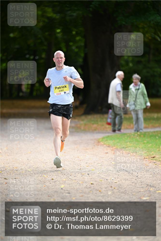 31.08.2025 - 21. Blankeneser Heldenlauf Dr. Thomas Lammeyer http://msf.ph/oto/8629399 31.08.2025 10:04:37 Laufen 2382 meine-sportfotos.de