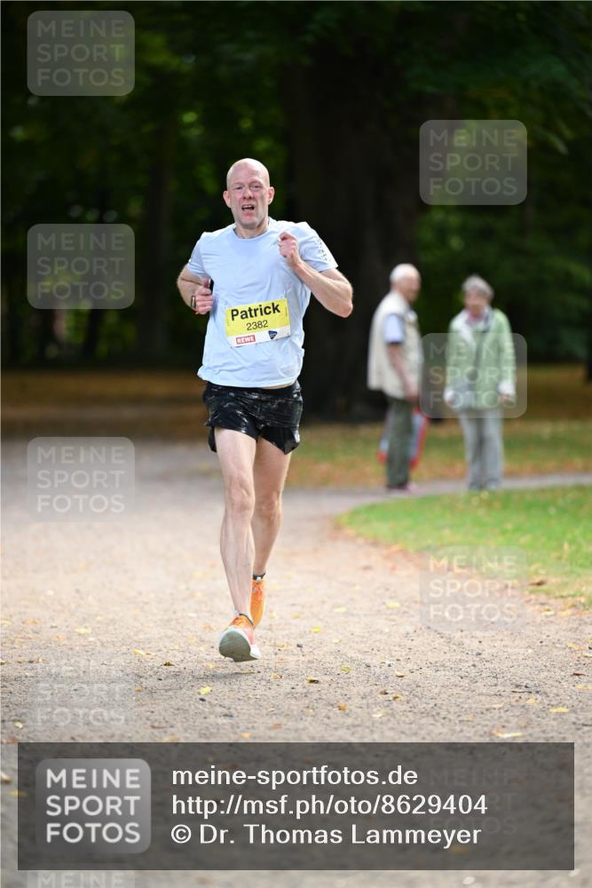 31.08.2025 - 21. Blankeneser Heldenlauf Dr. Thomas Lammeyer http://msf.ph/oto/8629404 31.08.2025 10:04:38 Laufen 2382 meine-sportfotos.de