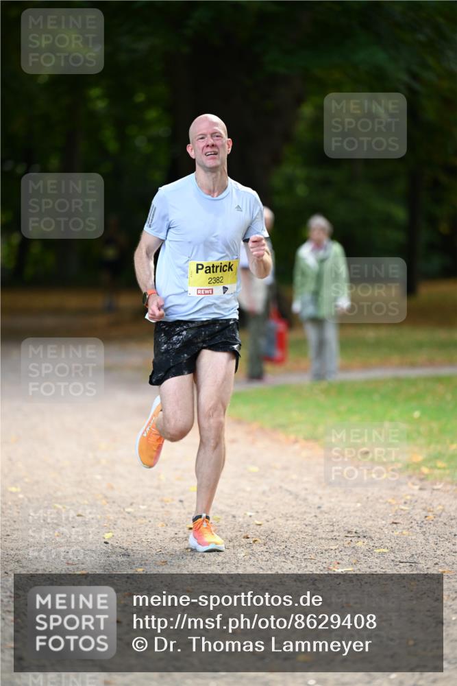 31.08.2025 - 21. Blankeneser Heldenlauf Dr. Thomas Lammeyer http://msf.ph/oto/8629408 31.08.2025 10:04:38 Laufen 2382 meine-sportfotos.de