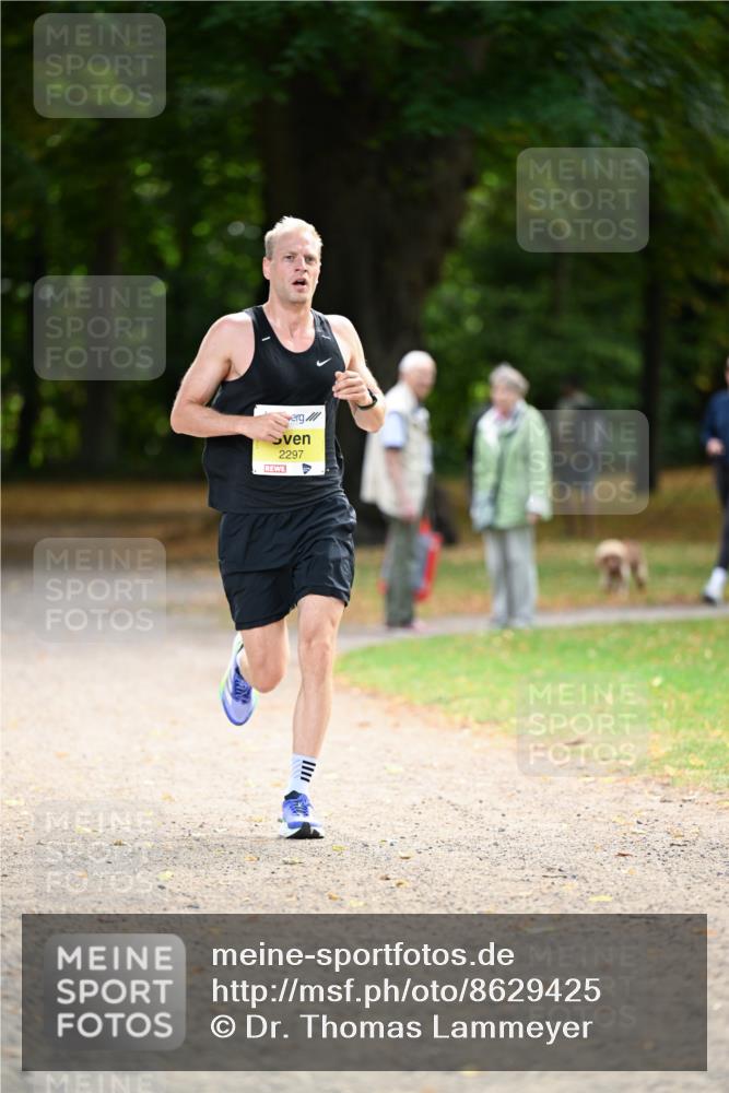 31.08.2025 - 21. Blankeneser Heldenlauf Dr. Thomas Lammeyer http://msf.ph/oto/8629425 31.08.2025 10:04:52 Laufen 2297 meine-sportfotos.de