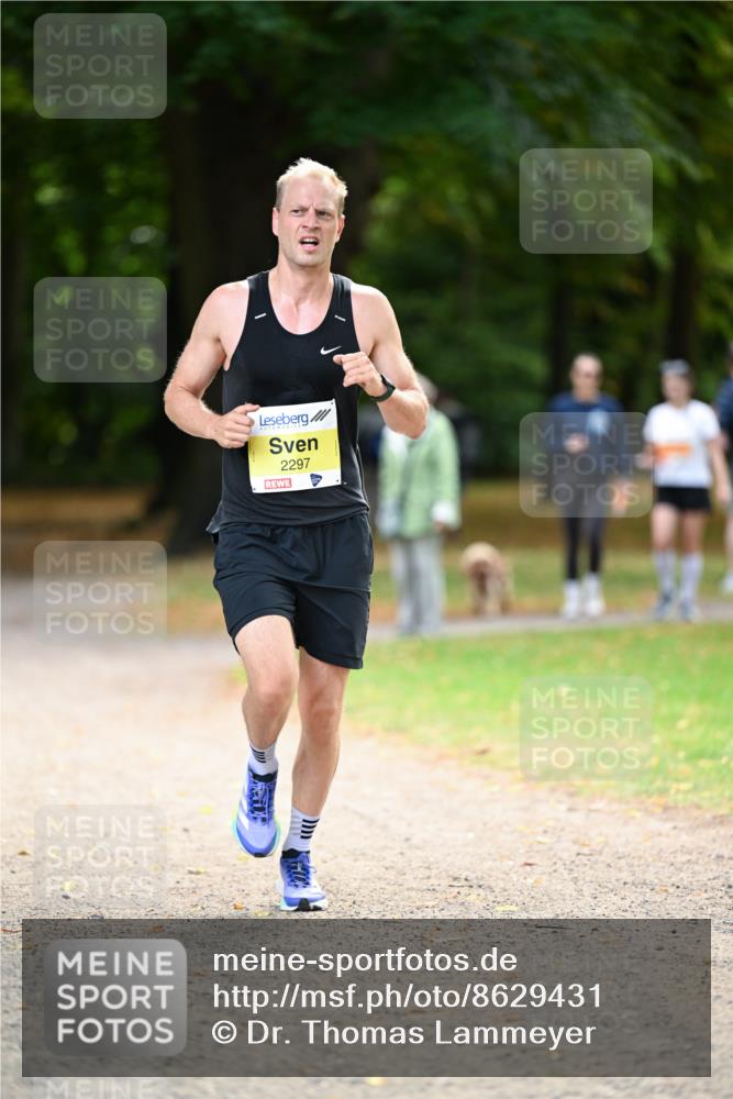 31.08.2025 - 21. Blankeneser Heldenlauf Dr. Thomas Lammeyer http://msf.ph/oto/8629431 31.08.2025 10:04:53 Laufen 2297 meine-sportfotos.de