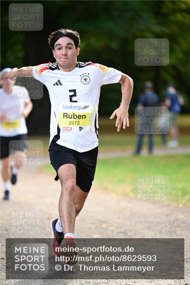 31.08.2025 - 21. Blankeneser Heldenlauf Dr. Thomas Lammeyer http://msf.ph/oto/8629593 31.08.2025 10:07:08 Laufen 2572 meine-sportfotos.de