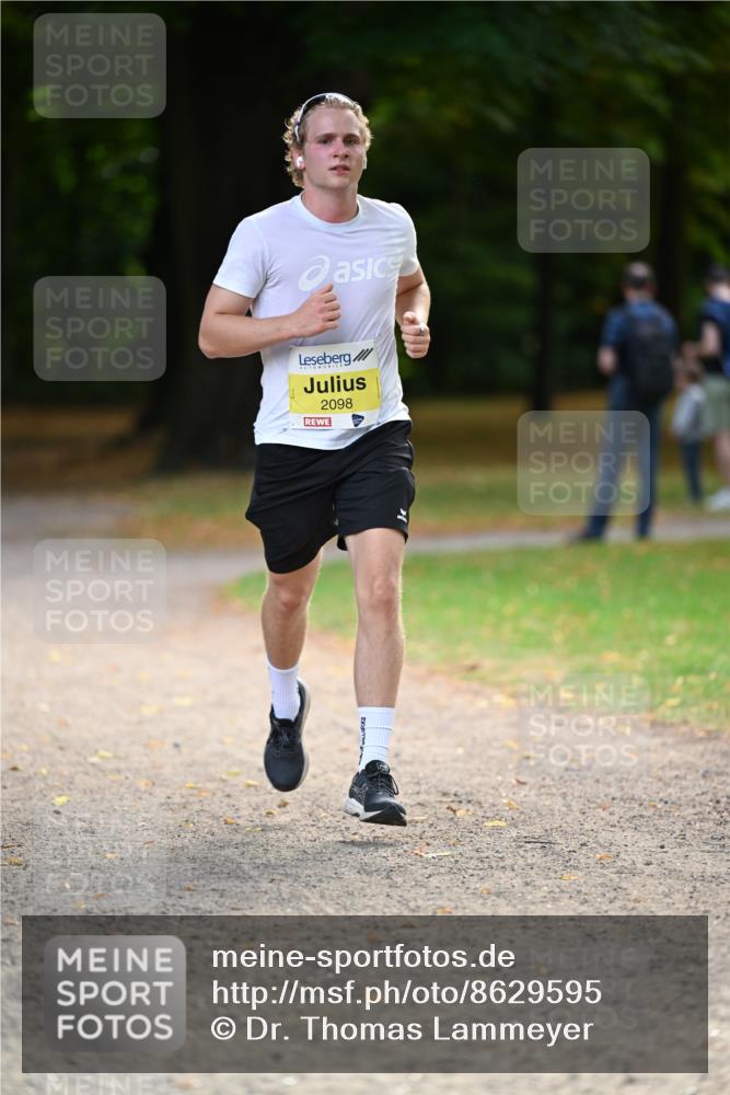 31.08.2025 - 21. Blankeneser Heldenlauf Dr. Thomas Lammeyer http://msf.ph/oto/8629595 31.08.2025 10:07:10 Laufen 2098 meine-sportfotos.de