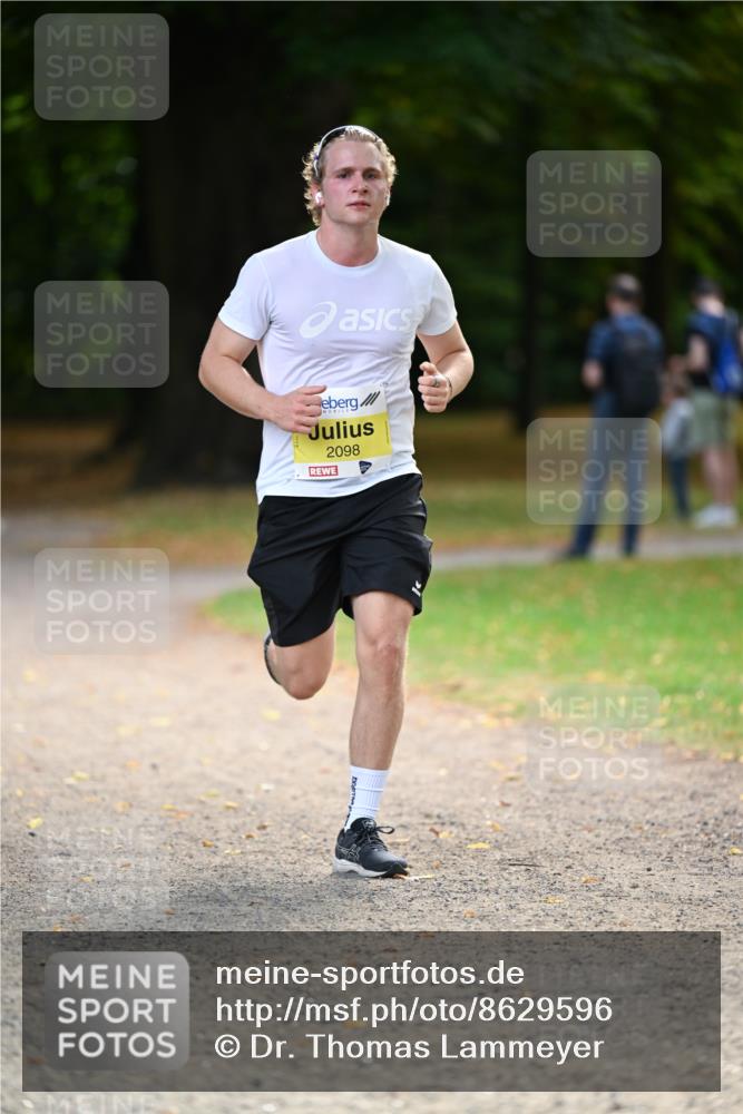 31.08.2025 - 21. Blankeneser Heldenlauf Dr. Thomas Lammeyer http://msf.ph/oto/8629596 31.08.2025 10:07:10 Laufen 2098 meine-sportfotos.de