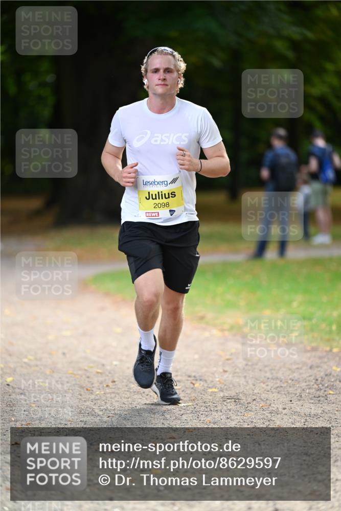 31.08.2025 - 21. Blankeneser Heldenlauf Dr. Thomas Lammeyer http://msf.ph/oto/8629597 31.08.2025 10:07:10 Laufen 2098 meine-sportfotos.de