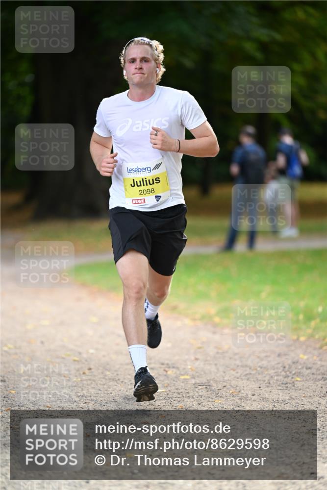 31.08.2025 - 21. Blankeneser Heldenlauf Dr. Thomas Lammeyer http://msf.ph/oto/8629598 31.08.2025 10:07:10 Laufen 2098 meine-sportfotos.de