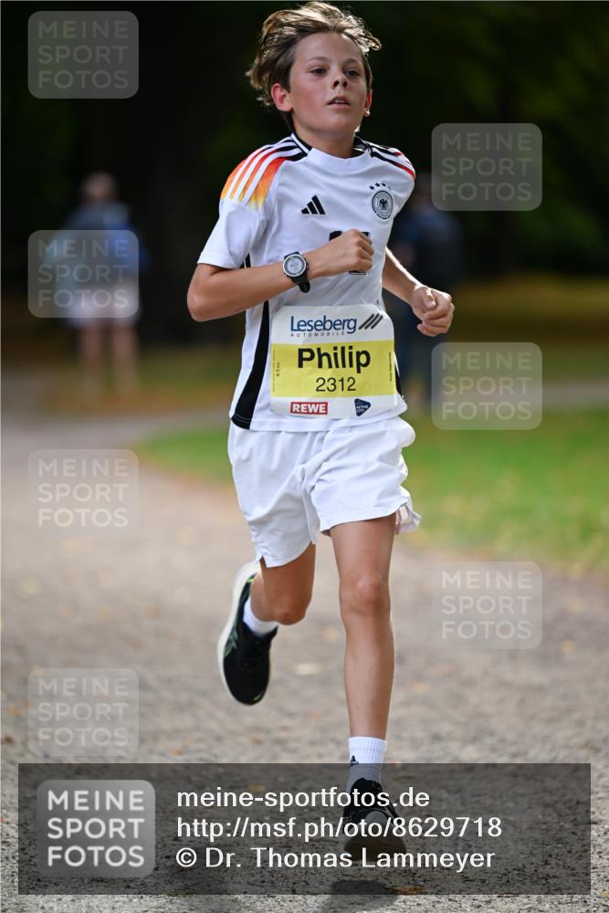 31.08.2025 - 21. Blankeneser Heldenlauf Dr. Thomas Lammeyer http://msf.ph/oto/8629718 31.08.2025 10:08:08 Laufen 2312 meine-sportfotos.de