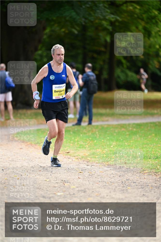 31.08.2025 - 21. Blankeneser Heldenlauf Dr. Thomas Lammeyer http://msf.ph/oto/8629721 31.08.2025 10:08:18 Laufen 2339 meine-sportfotos.de