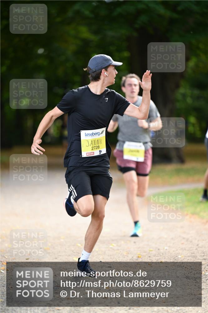 31.08.2025 - 21. Blankeneser Heldenlauf Dr. Thomas Lammeyer http://msf.ph/oto/8629759 31.08.2025 10:08:41 Laufen 2728 meine-sportfotos.de