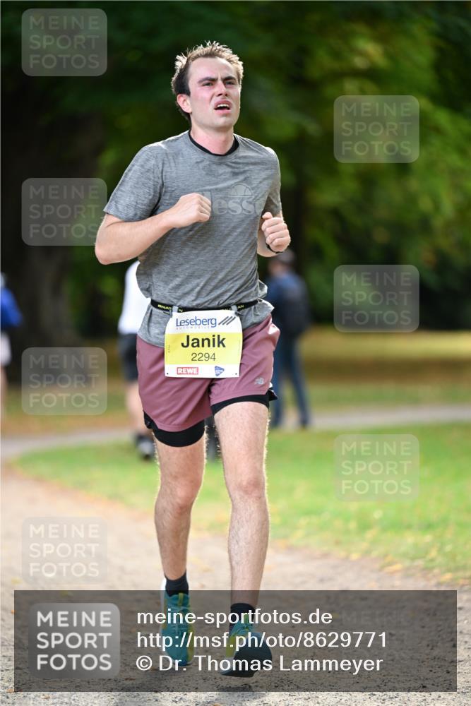 31.08.2025 - 21. Blankeneser Heldenlauf Dr. Thomas Lammeyer http://msf.ph/oto/8629771 31.08.2025 10:08:43 Laufen 2294 meine-sportfotos.de