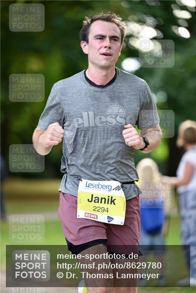 31.08.2025 - 21. Blankeneser Heldenlauf Dr. Thomas Lammeyer http://msf.ph/oto/8629780 31.08.2025 10:08:45 Laufen 2294 meine-sportfotos.de