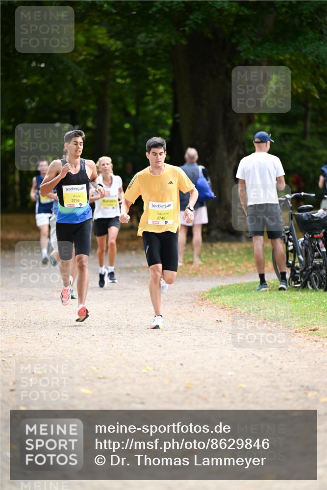 31.08.2025 - 21. Blankeneser Heldenlauf Dr. Thomas Lammeyer http://msf.ph/oto/8629846 31.08.2025 10:09:20 Laufen 2746, 2745 meine-sportfotos.de