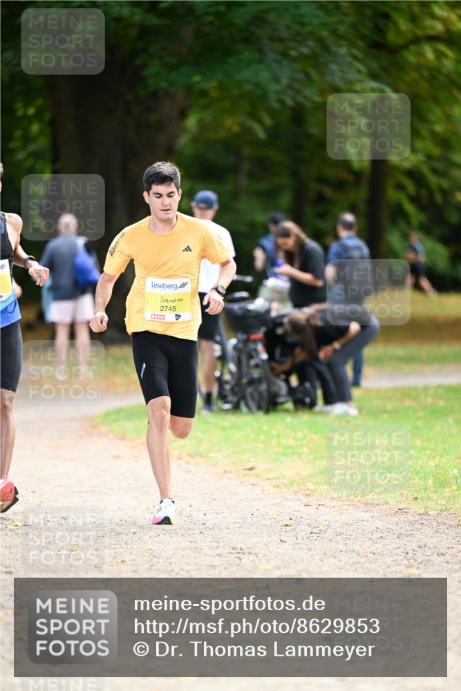 31.08.2025 - 21. Blankeneser Heldenlauf Dr. Thomas Lammeyer http://msf.ph/oto/8629853 31.08.2025 10:09:21 Laufen 2745 meine-sportfotos.de
