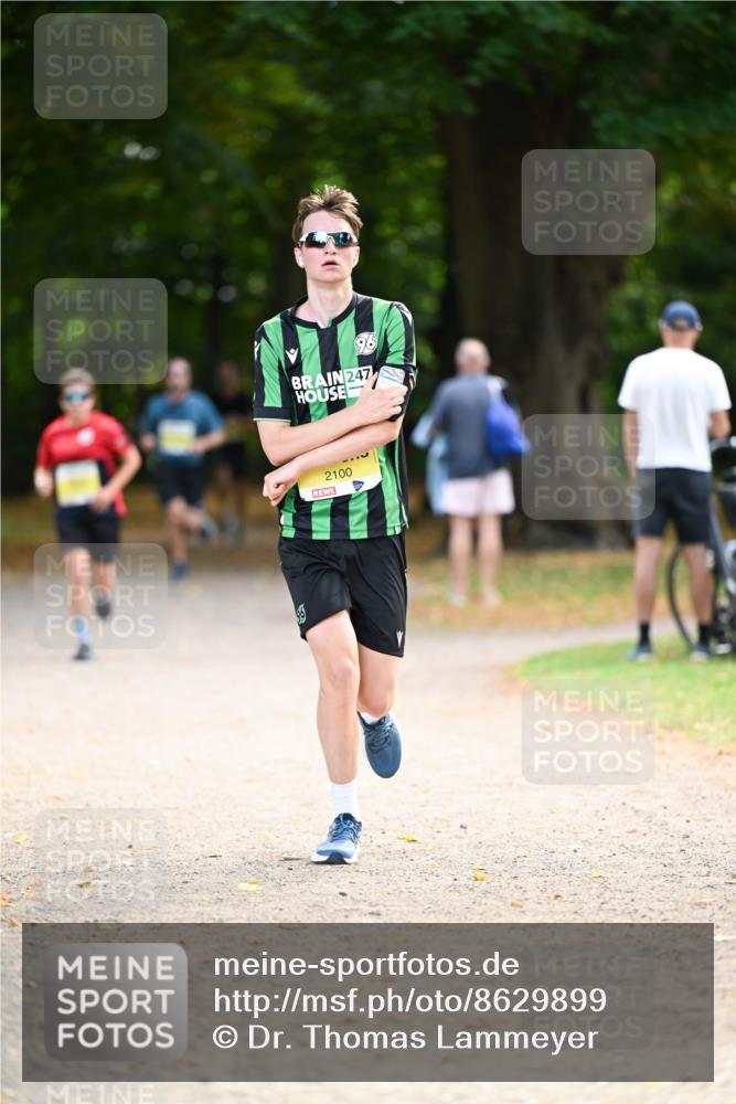 31.08.2025 - 21. Blankeneser Heldenlauf Dr. Thomas Lammeyer http://msf.ph/oto/8629899 31.08.2025 10:09:36 Laufen 247, 2100 meine-sportfotos.de