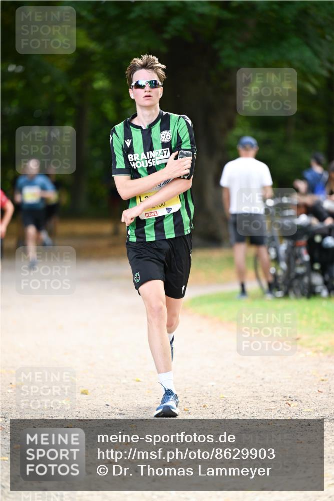 31.08.2025 - 21. Blankeneser Heldenlauf Dr. Thomas Lammeyer http://msf.ph/oto/8629903 31.08.2025 10:09:37 Laufen 96, 247, 5141 meine-sportfotos.de