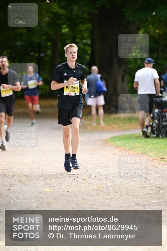 31.08.2025 - 21. Blankeneser Heldenlauf Dr. Thomas Lammeyer http://msf.ph/oto/8629945 31.08.2025 10:09:47 Laufen 2238 meine-sportfotos.de