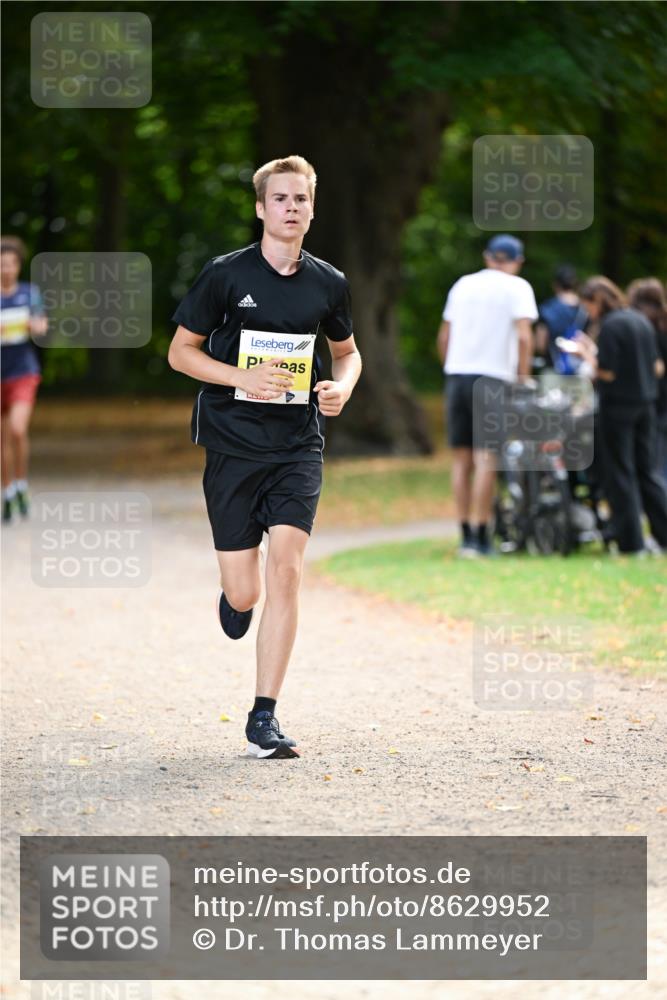 31.08.2025 - 21. Blankeneser Heldenlauf Dr. Thomas Lammeyer http://msf.ph/oto/8629952 31.08.2025 10:09:48 Laufen  meine-sportfotos.de