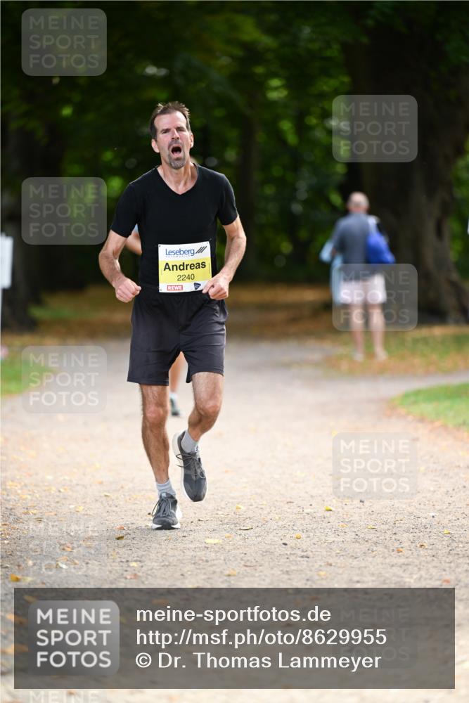 31.08.2025 - 21. Blankeneser Heldenlauf Dr. Thomas Lammeyer http://msf.ph/oto/8629955 31.08.2025 10:09:51 Laufen 2240 meine-sportfotos.de