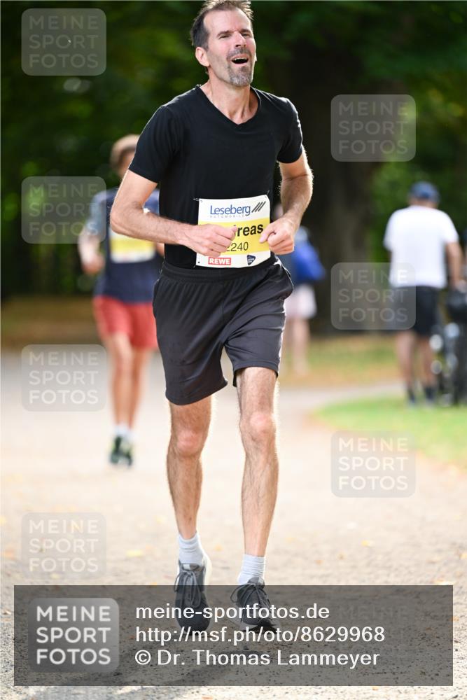 31.08.2025 - 21. Blankeneser Heldenlauf Dr. Thomas Lammeyer http://msf.ph/oto/8629968 31.08.2025 10:09:52 Laufen 4, 240 meine-sportfotos.de