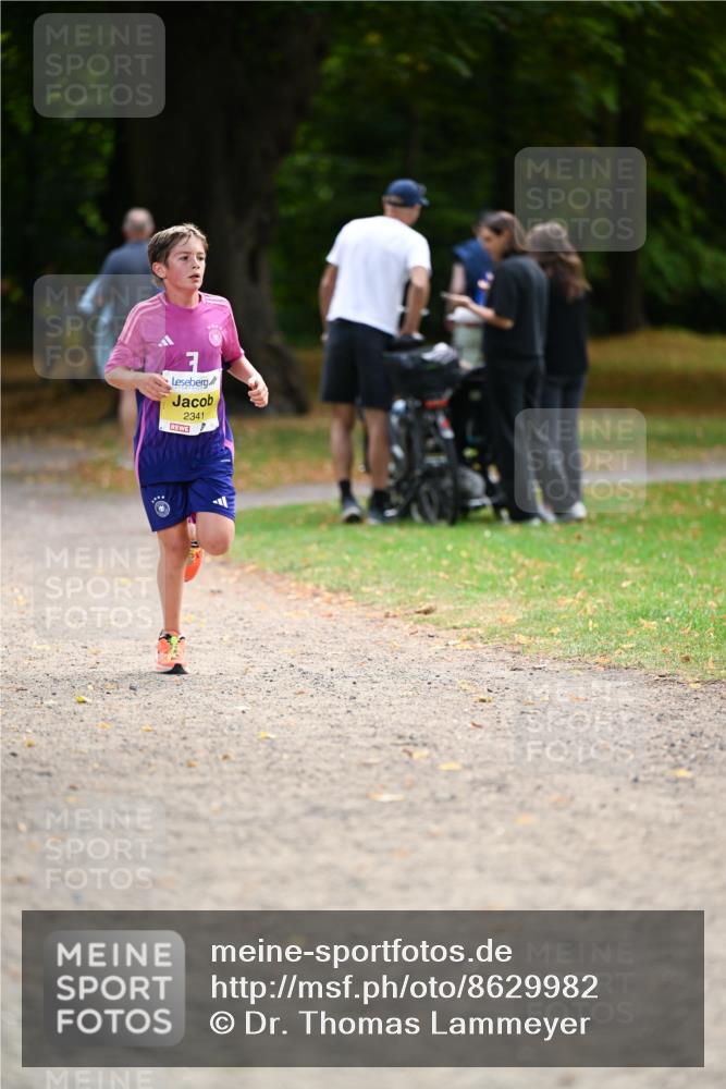 31.08.2025 - 21. Blankeneser Heldenlauf Dr. Thomas Lammeyer http://msf.ph/oto/8629982 31.08.2025 10:10:10 Laufen 7, 2341 meine-sportfotos.de