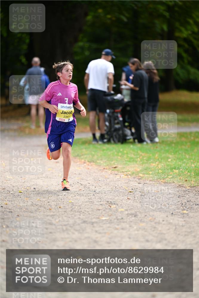 31.08.2025 - 21. Blankeneser Heldenlauf Dr. Thomas Lammeyer http://msf.ph/oto/8629984 31.08.2025 10:10:10 Laufen 2341 meine-sportfotos.de