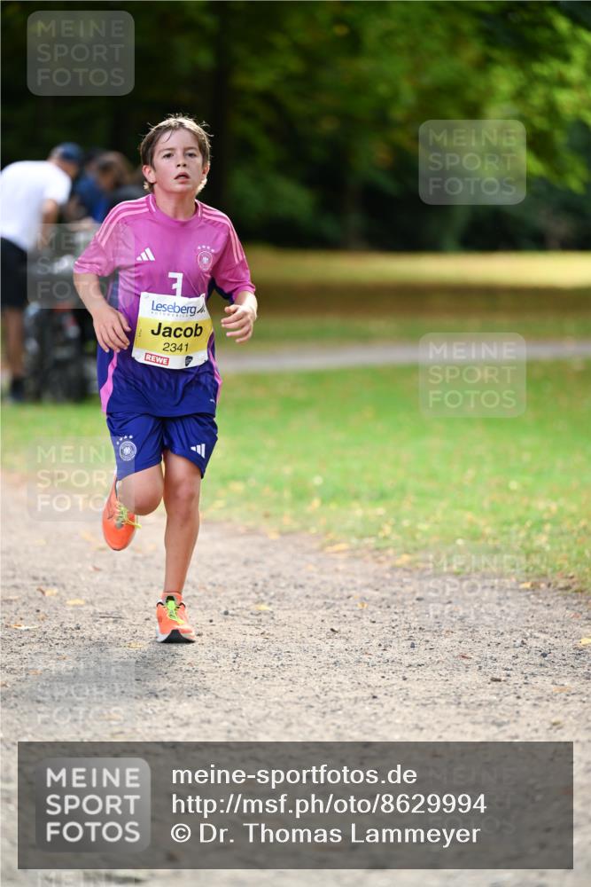 31.08.2025 - 21. Blankeneser Heldenlauf Dr. Thomas Lammeyer http://msf.ph/oto/8629994 31.08.2025 10:10:11 Laufen 7, 2341 meine-sportfotos.de