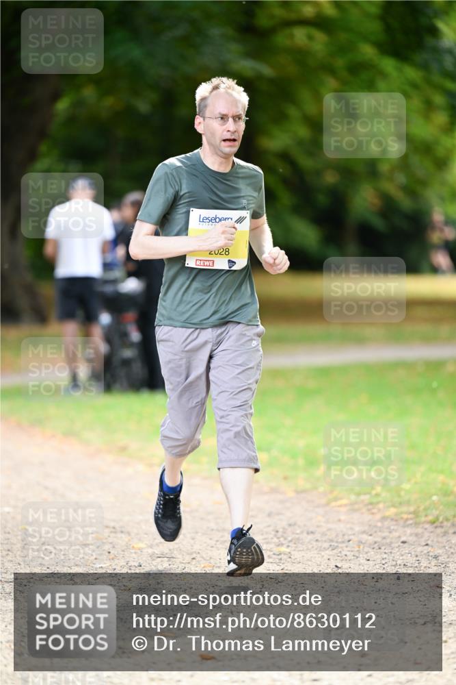 31.08.2025 - 21. Blankeneser Heldenlauf Dr. Thomas Lammeyer http://msf.ph/oto/8630112 31.08.2025 10:11:01 Laufen 28 meine-sportfotos.de