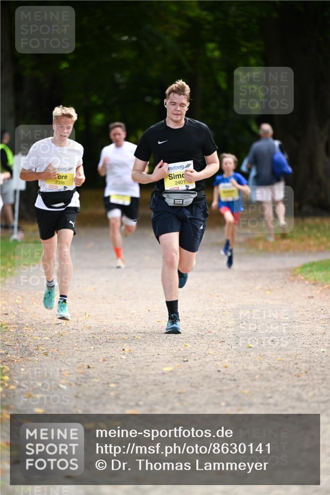 31.08.2025 - 21. Blankeneser Heldenlauf Dr. Thomas Lammeyer http://msf.ph/oto/8630141 31.08.2025 10:11:27 Laufen 2396, 2401 meine-sportfotos.de