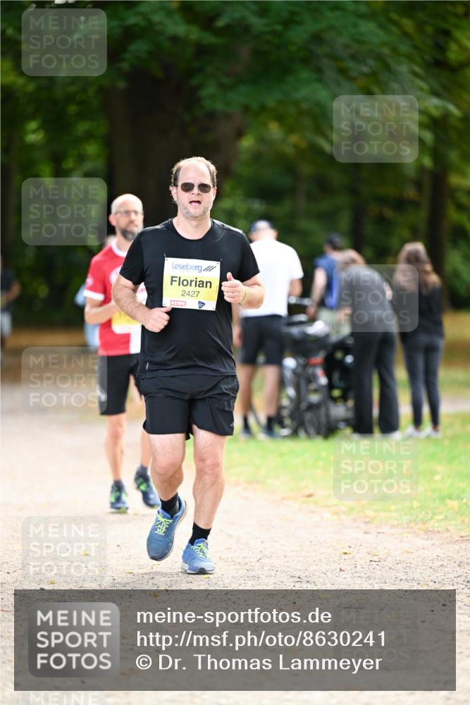 31.08.2025 - 21. Blankeneser Heldenlauf Dr. Thomas Lammeyer http://msf.ph/oto/8630241 31.08.2025 10:12:00 Laufen 2427 meine-sportfotos.de