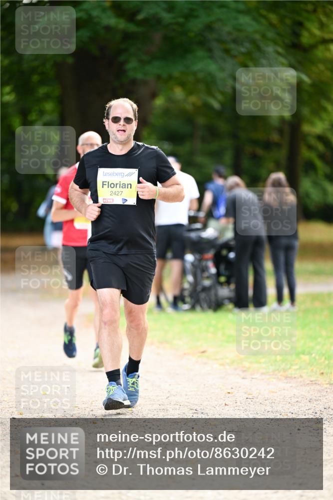 31.08.2025 - 21. Blankeneser Heldenlauf Dr. Thomas Lammeyer http://msf.ph/oto/8630242 31.08.2025 10:12:00 Laufen 2427 meine-sportfotos.de