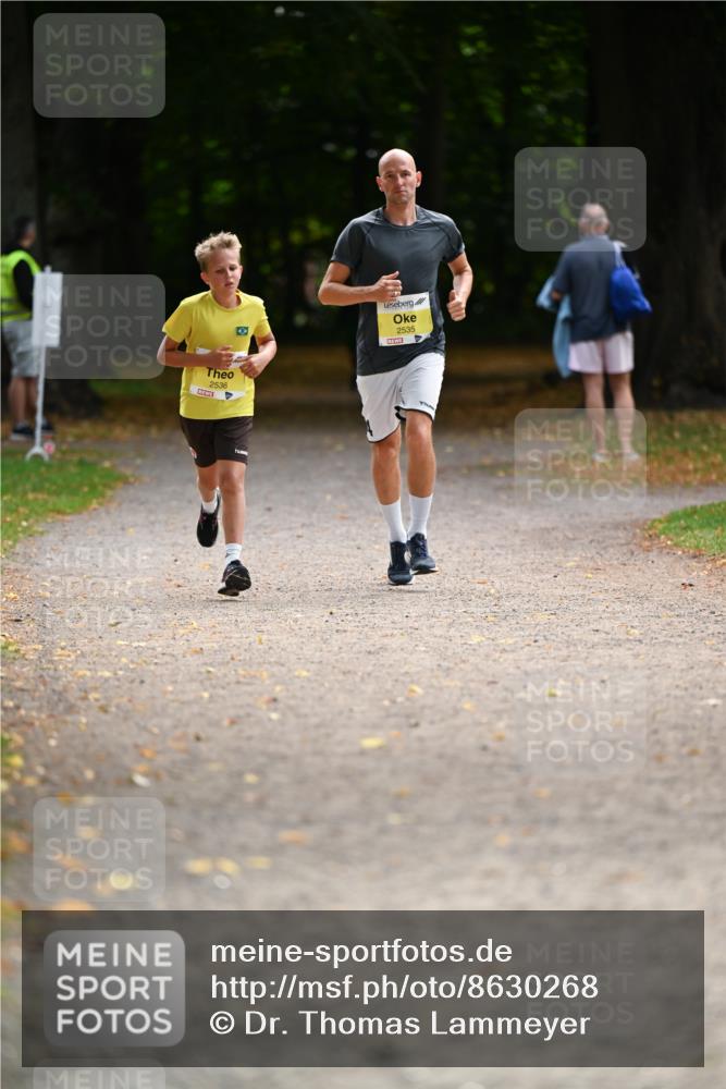 31.08.2025 - 21. Blankeneser Heldenlauf Dr. Thomas Lammeyer http://msf.ph/oto/8630268 31.08.2025 10:12:11 Laufen 2536, 2535 meine-sportfotos.de