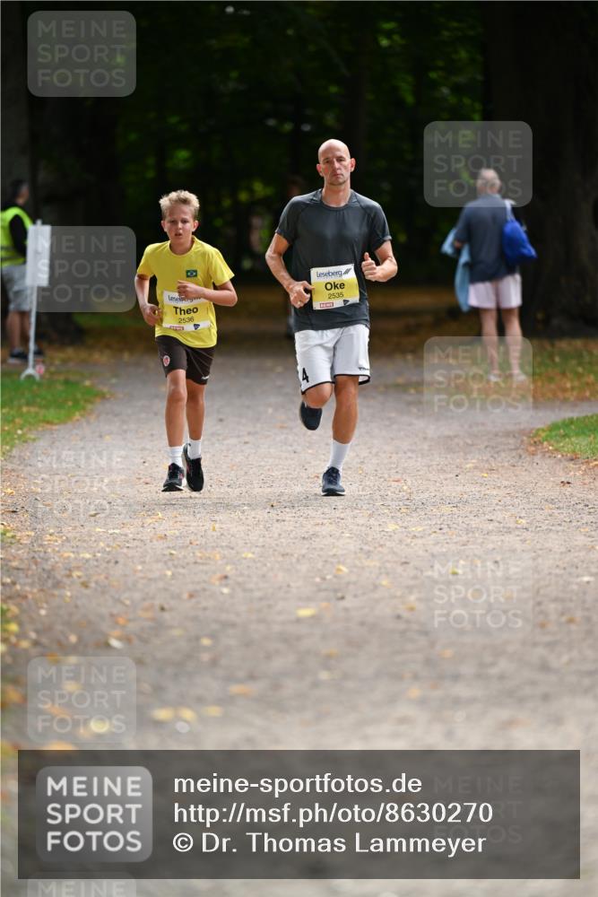 31.08.2025 - 21. Blankeneser Heldenlauf Dr. Thomas Lammeyer http://msf.ph/oto/8630270 31.08.2025 10:12:12 Laufen 2536, 2535 meine-sportfotos.de