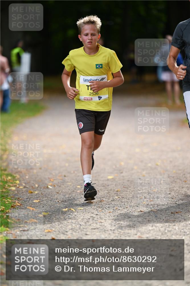 31.08.2025 - 21. Blankeneser Heldenlauf Dr. Thomas Lammeyer http://msf.ph/oto/8630292 31.08.2025 10:12:15 Laufen 2536 meine-sportfotos.de