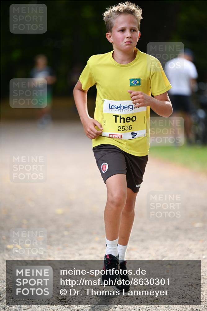 31.08.2025 - 21. Blankeneser Heldenlauf Dr. Thomas Lammeyer http://msf.ph/oto/8630301 31.08.2025 10:12:16 Laufen 2536 meine-sportfotos.de