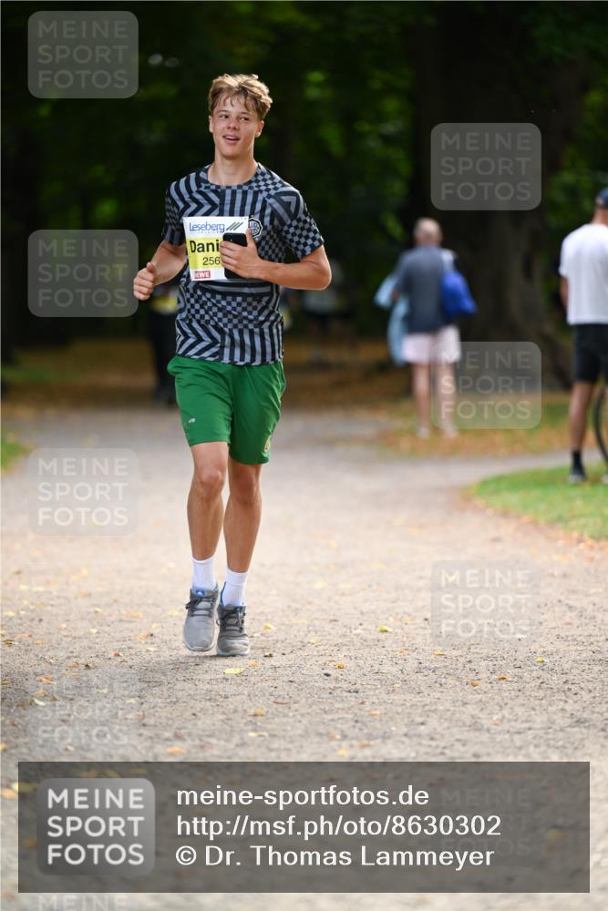 31.08.2025 - 21. Blankeneser Heldenlauf Dr. Thomas Lammeyer http://msf.ph/oto/8630302 31.08.2025 10:12:24 Laufen 256 meine-sportfotos.de