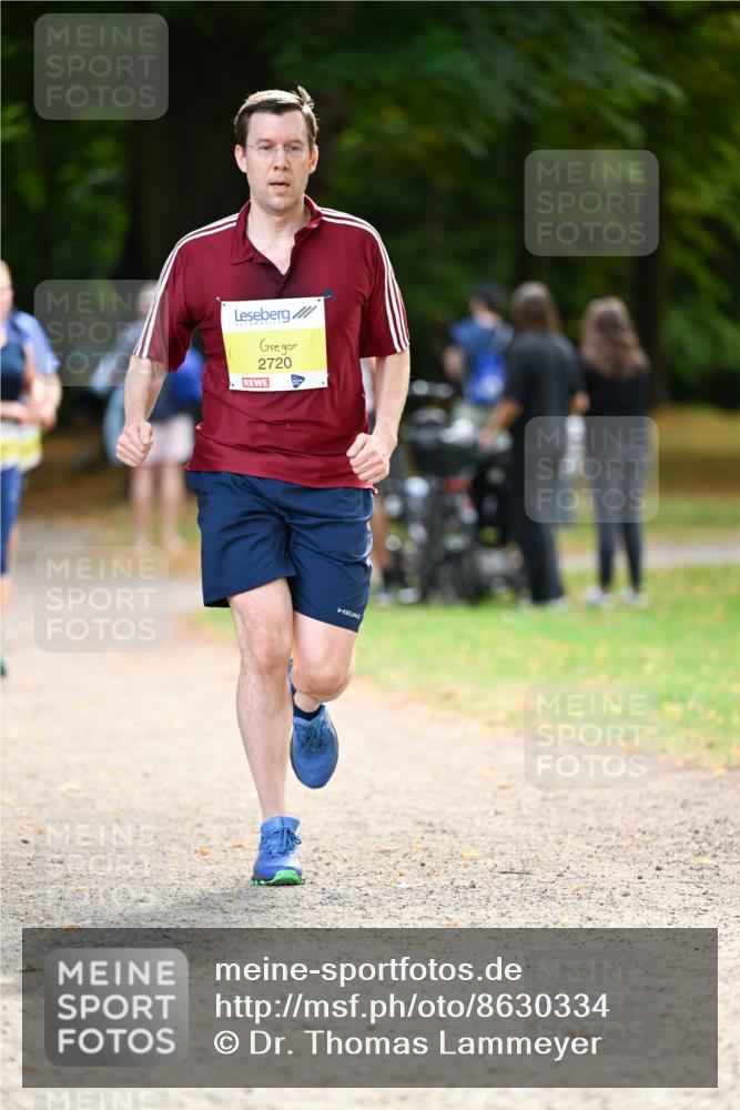 31.08.2025 - 21. Blankeneser Heldenlauf Dr. Thomas Lammeyer http://msf.ph/oto/8630334 31.08.2025 10:12:33 Laufen 2720 meine-sportfotos.de