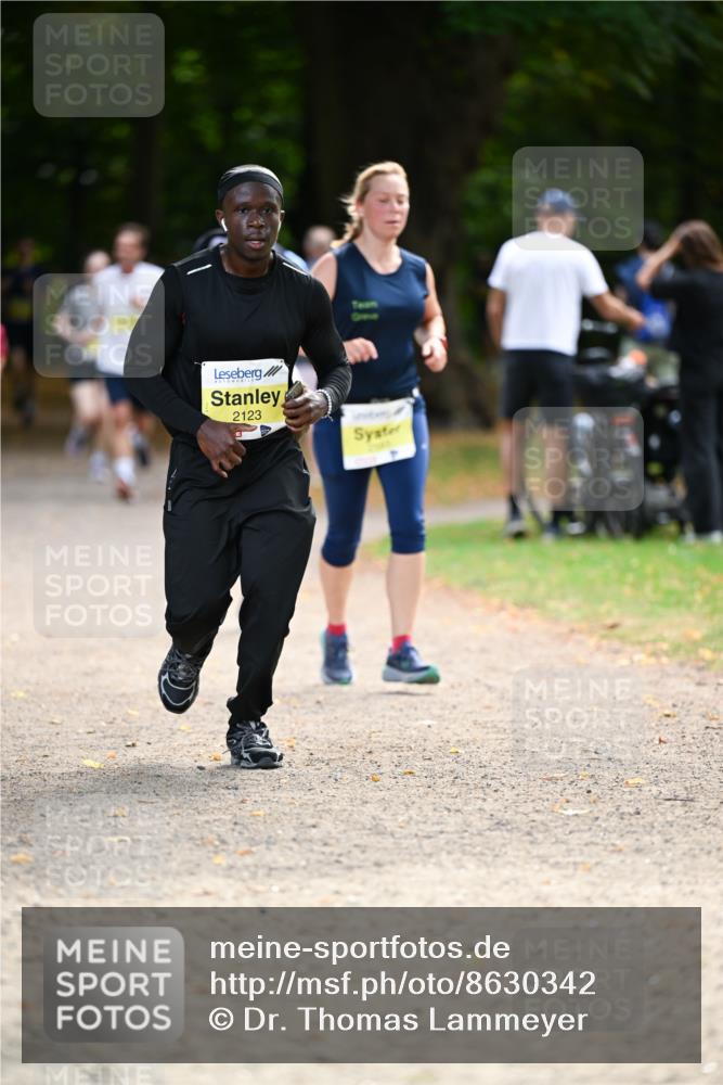 31.08.2025 - 21. Blankeneser Heldenlauf Dr. Thomas Lammeyer http://msf.ph/oto/8630342 31.08.2025 10:12:35 Laufen 2123 meine-sportfotos.de