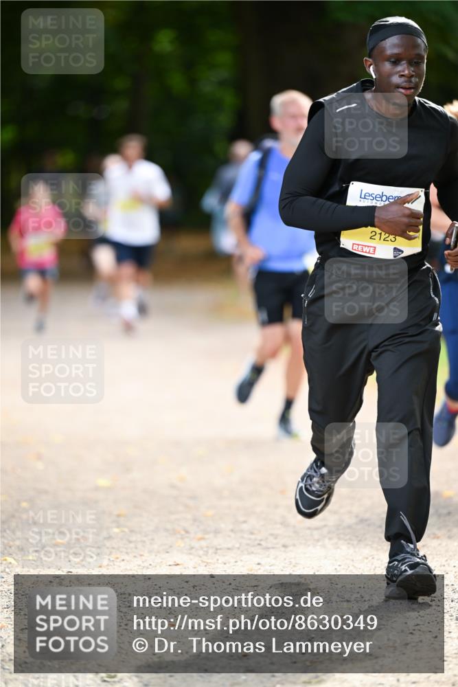 31.08.2025 - 21. Blankeneser Heldenlauf Dr. Thomas Lammeyer http://msf.ph/oto/8630349 31.08.2025 10:12:36 Laufen 2123 meine-sportfotos.de
