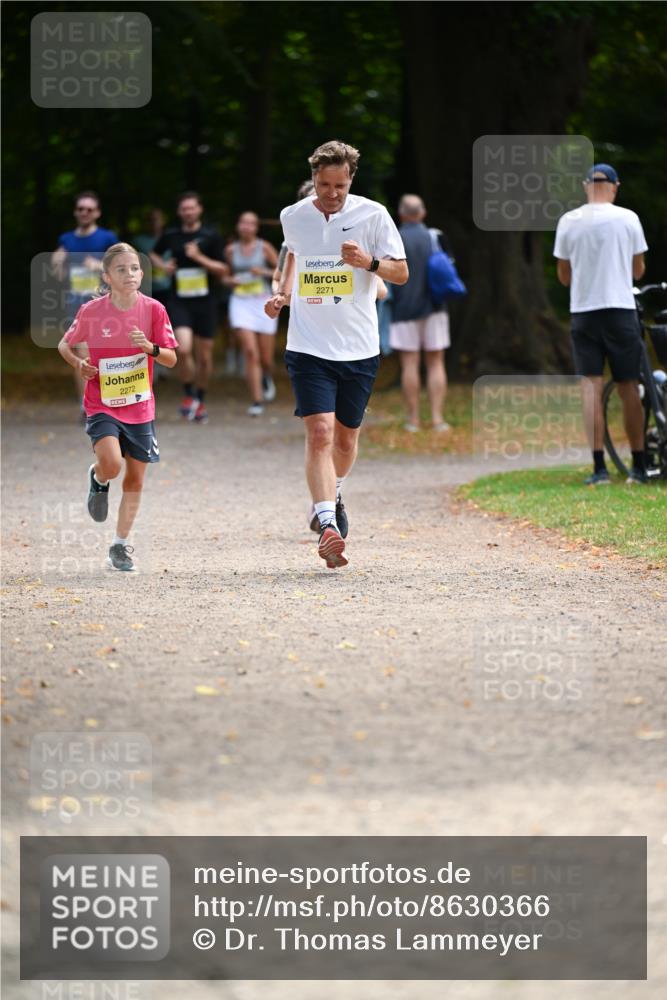 31.08.2025 - 21. Blankeneser Heldenlauf Dr. Thomas Lammeyer http://msf.ph/oto/8630366 31.08.2025 10:12:40 Laufen 2272, 2271 meine-sportfotos.de