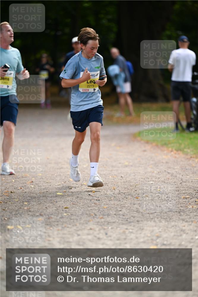 31.08.2025 - 21. Blankeneser Heldenlauf Dr. Thomas Lammeyer http://msf.ph/oto/8630420 31.08.2025 10:12:54 Laufen 2263, 2273 meine-sportfotos.de