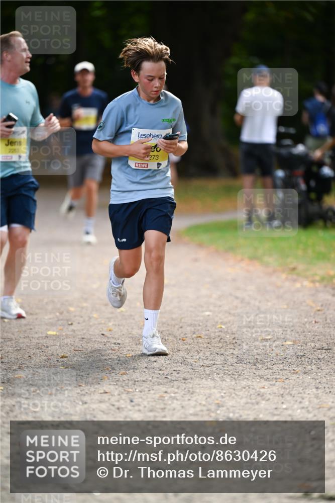 31.08.2025 - 21. Blankeneser Heldenlauf Dr. Thomas Lammeyer http://msf.ph/oto/8630426 31.08.2025 10:12:54 Laufen 2253, 90, 273 meine-sportfotos.de