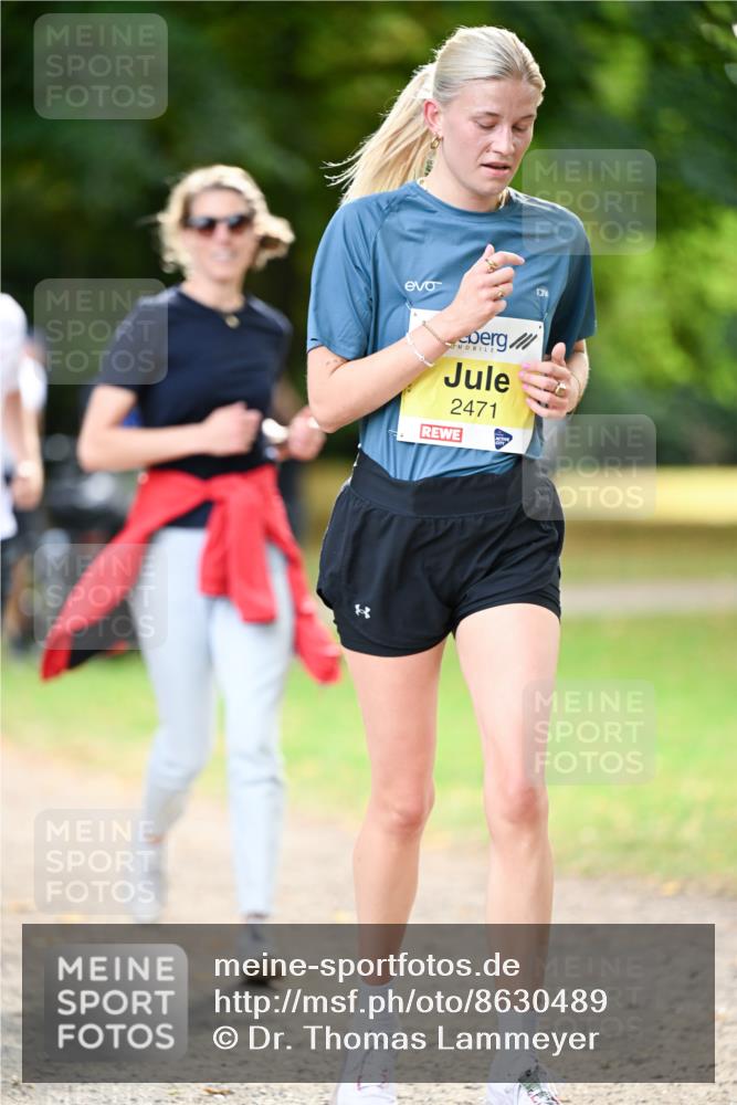 31.08.2025 - 21. Blankeneser Heldenlauf Dr. Thomas Lammeyer http://msf.ph/oto/8630489 31.08.2025 10:13:14 Laufen 1, 2471 meine-sportfotos.de
