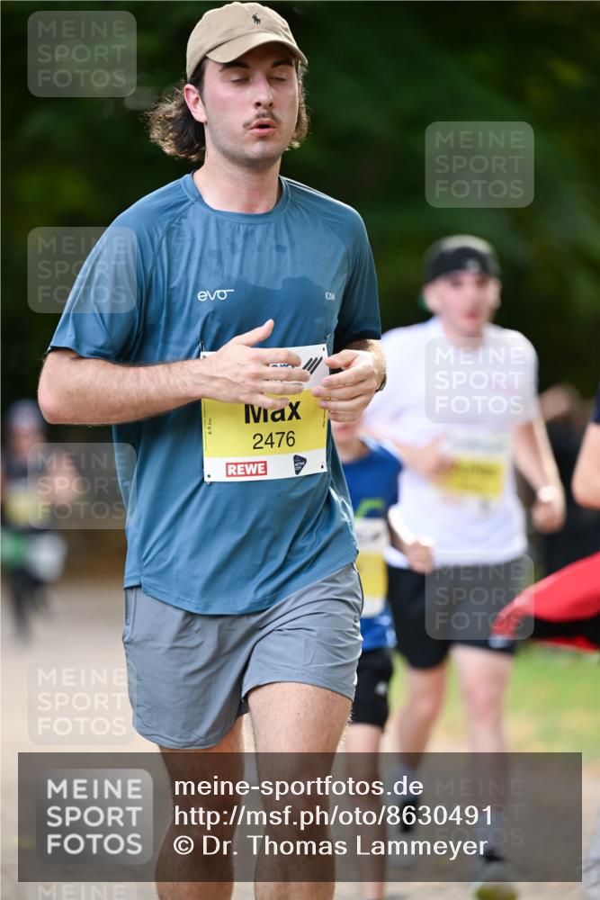 31.08.2025 - 21. Blankeneser Heldenlauf Dr. Thomas Lammeyer http://msf.ph/oto/8630491 31.08.2025 10:13:15 Laufen 2476 meine-sportfotos.de