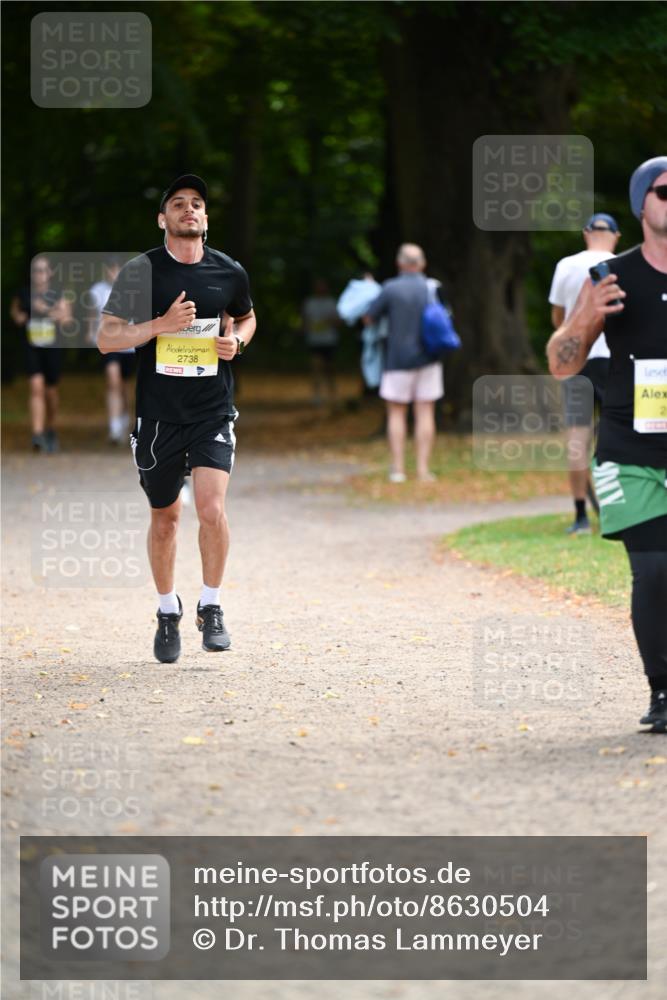 31.08.2025 - 21. Blankeneser Heldenlauf Dr. Thomas Lammeyer http://msf.ph/oto/8630504 31.08.2025 10:13:21 Laufen 2738 meine-sportfotos.de