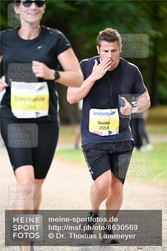 31.08.2025 - 21. Blankeneser Heldenlauf Dr. Thomas Lammeyer http://msf.ph/oto/8630569 31.08.2025 10:13:35 Laufen 2394, 2654 meine-sportfotos.de